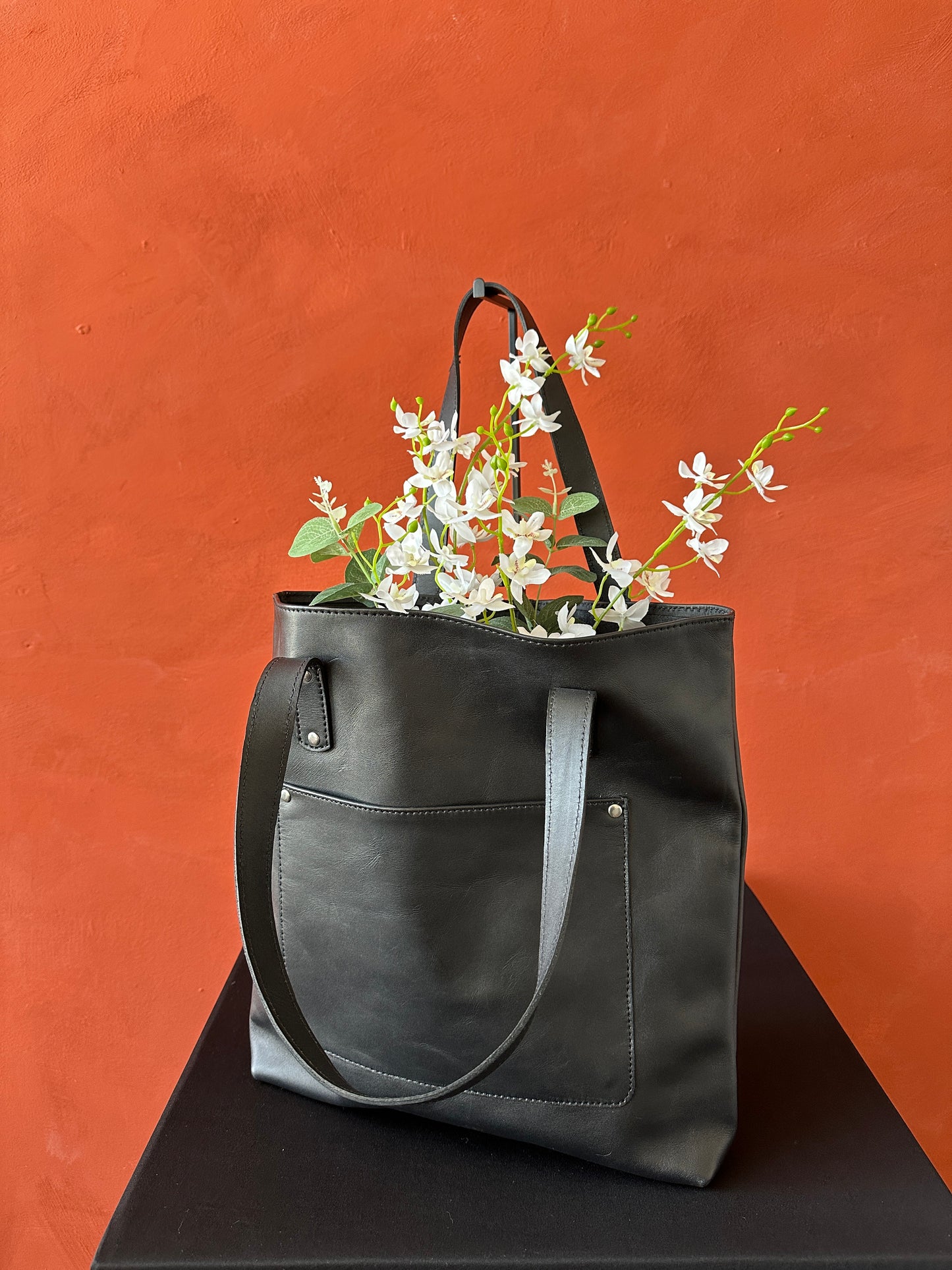 Daily Leather Tote