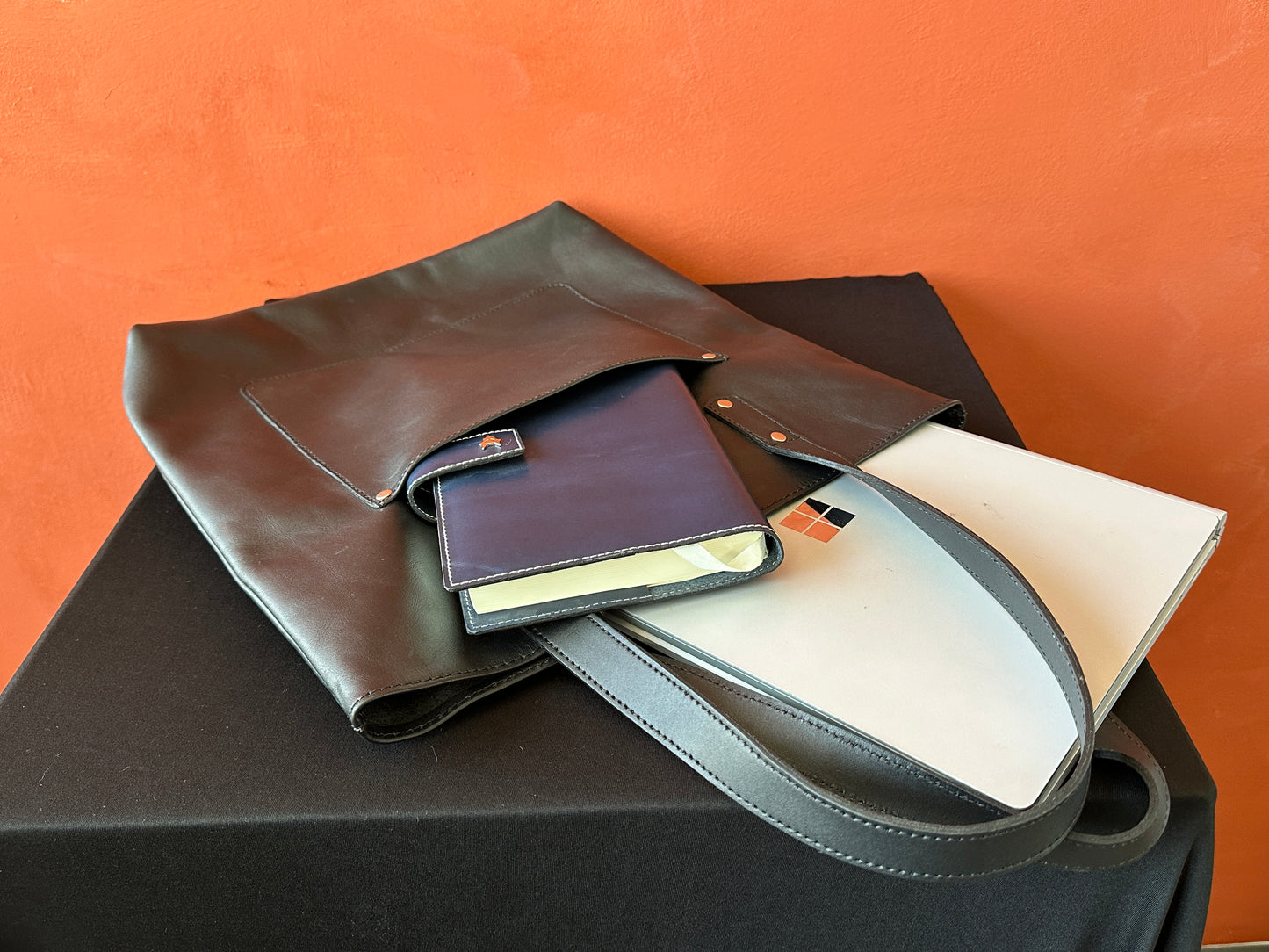 Daily Leather Tote