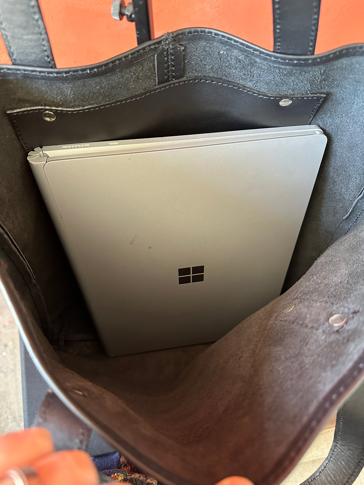 Daily Leather Tote