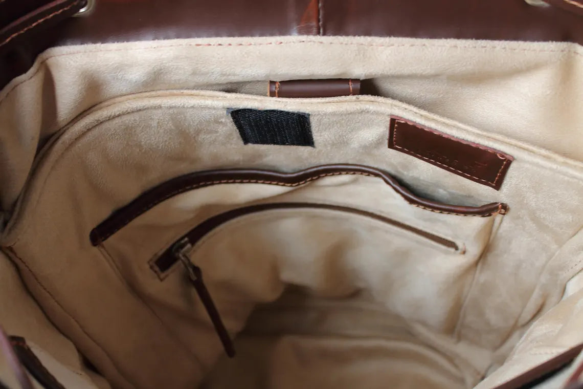 Echelon in Saddle Brown