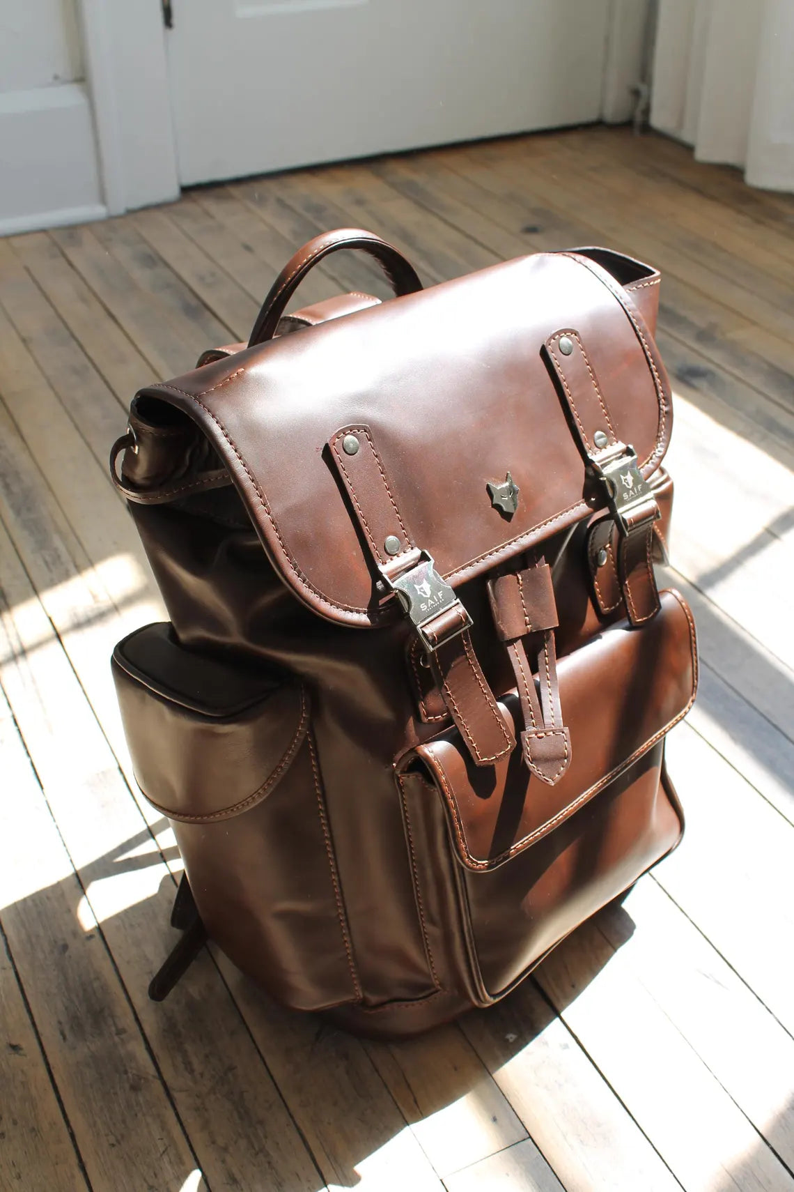 Echelon in Saddle Brown