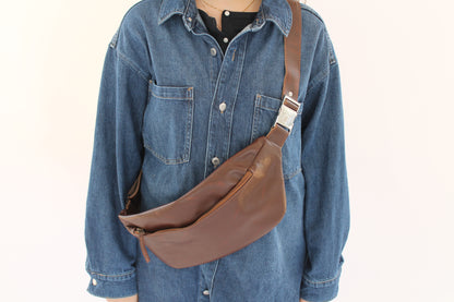 Wanderer Sling Bag